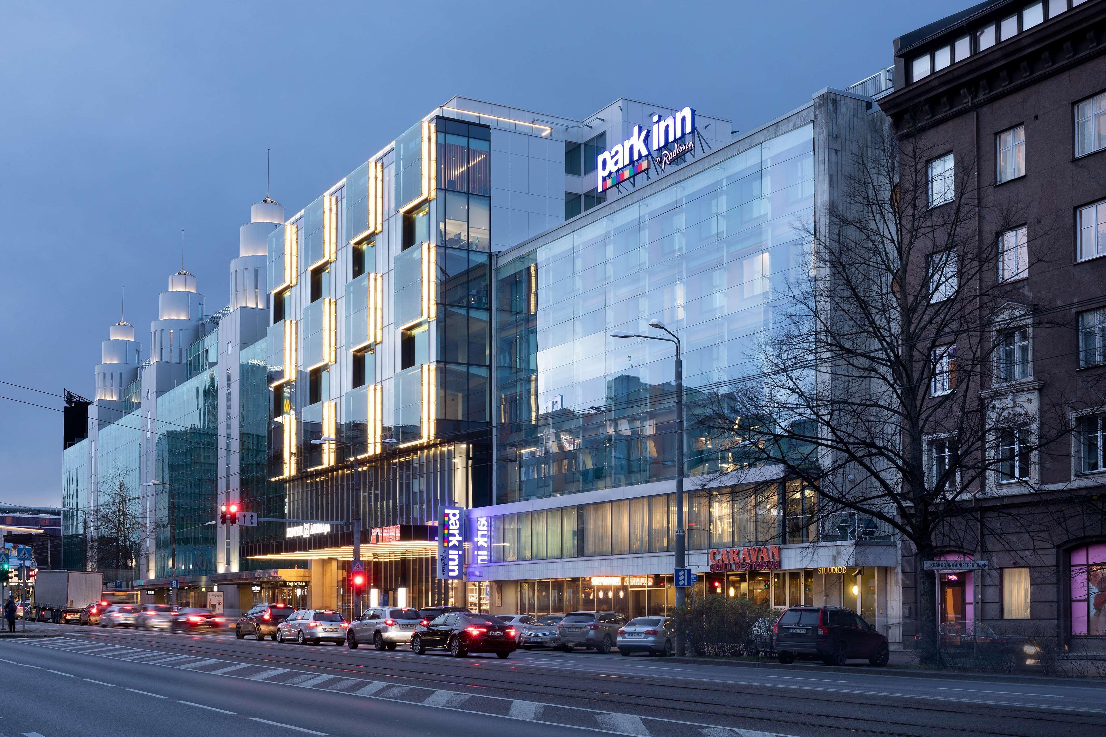 Park Inn By Radisson Central Tallinn Bagian luar foto