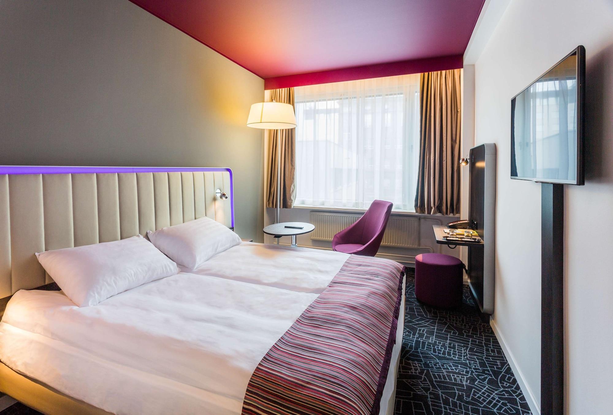 Park Inn By Radisson Central Tallinn Bagian luar foto