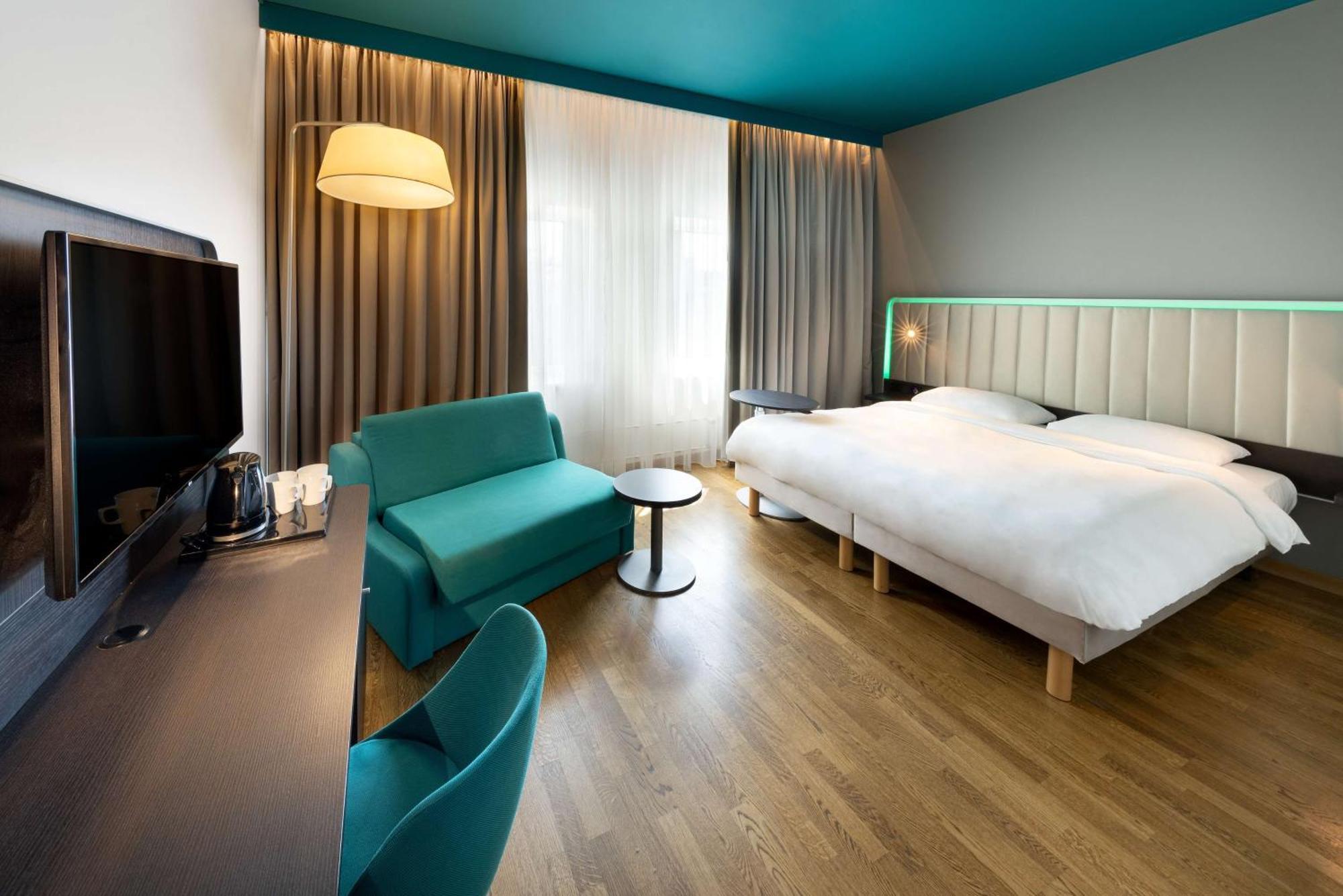 Park Inn By Radisson Central Tallinn Bagian luar foto
